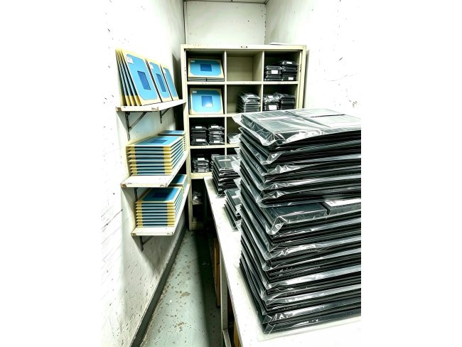 线路板、电子板。电路板。发声发光主控板。玩具配件