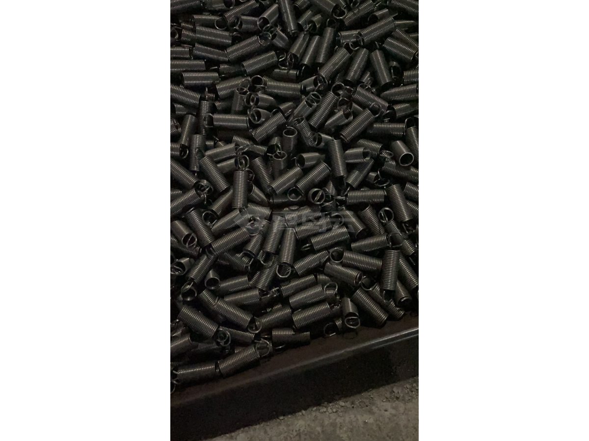 工具弹簧