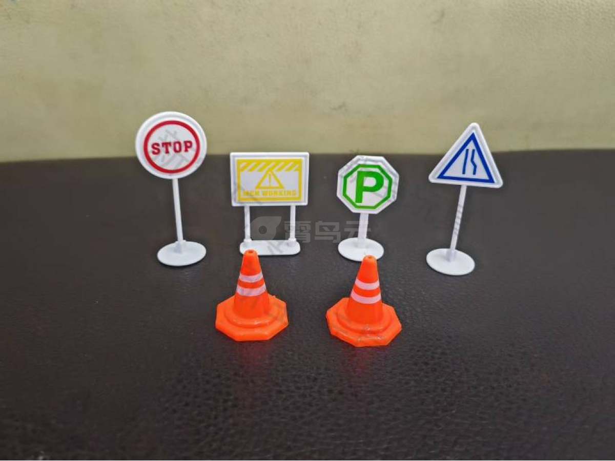 路标，路障，工程交通配件
