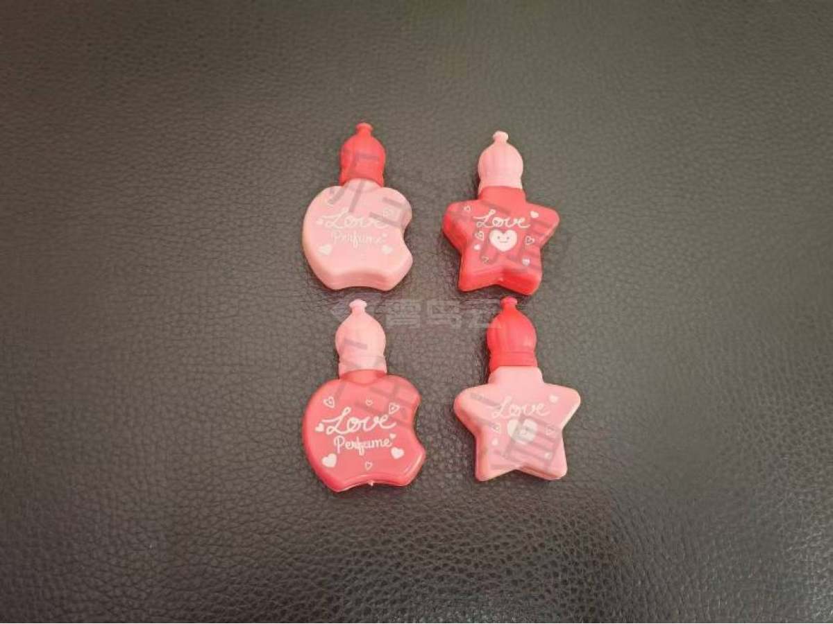 香水瓶芭比配件