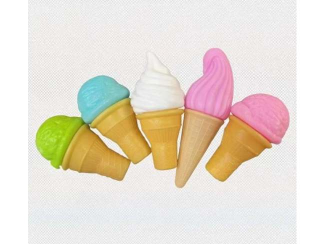 冰淇淋冰激凌
