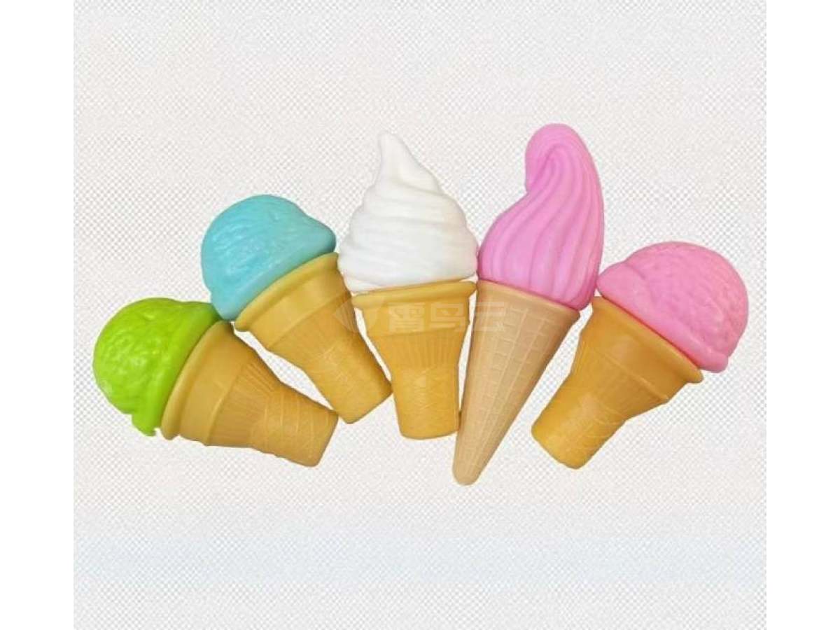 冰淇淋冰激凌