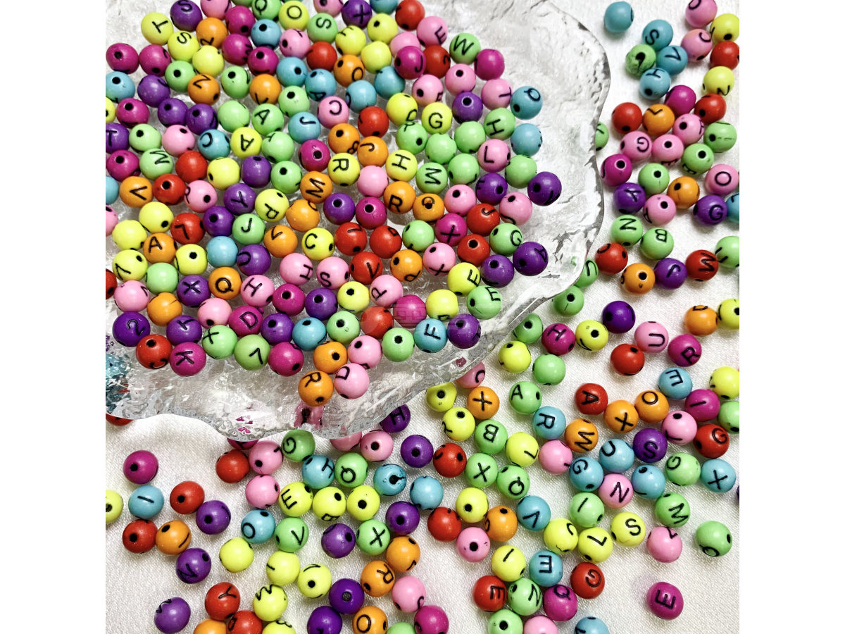 圆球彩色字母珠