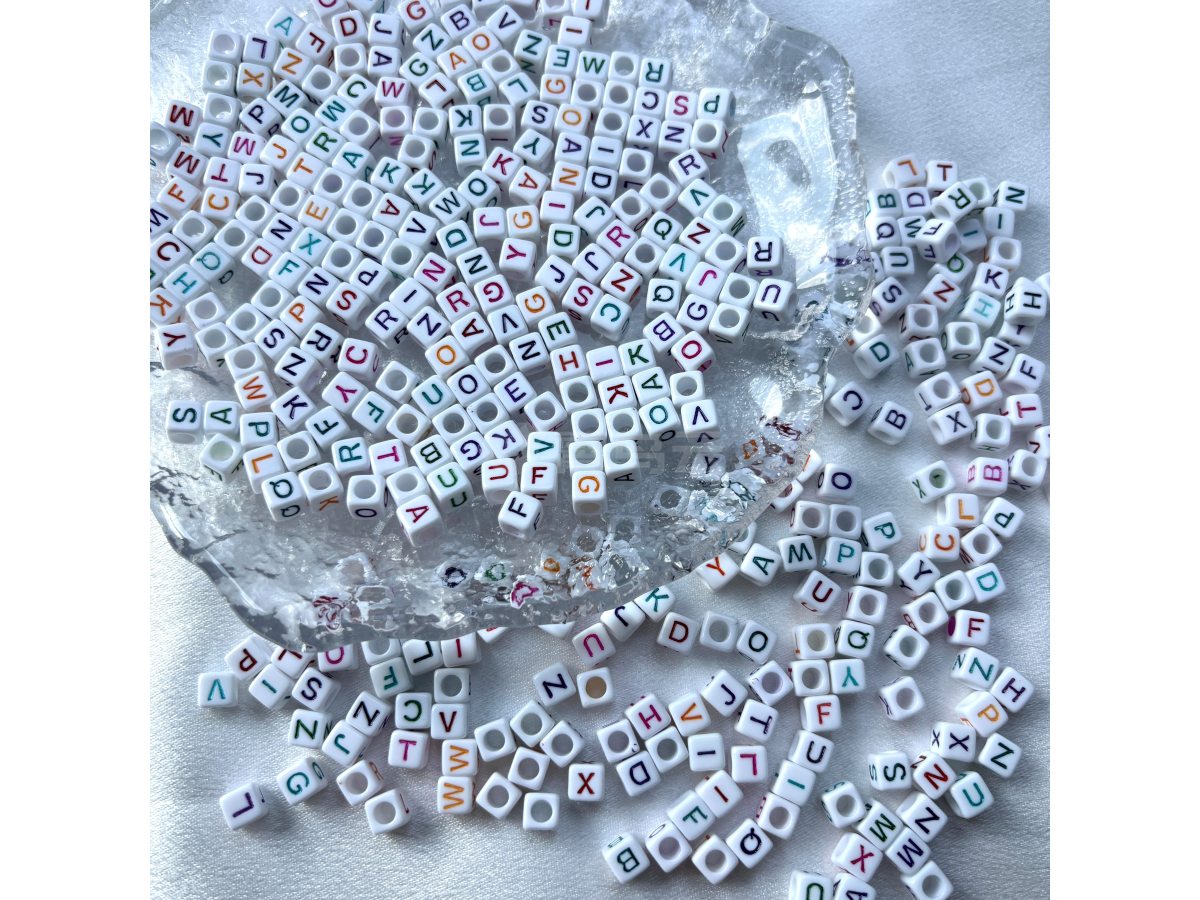 6×6mm方块字母珠 (2)