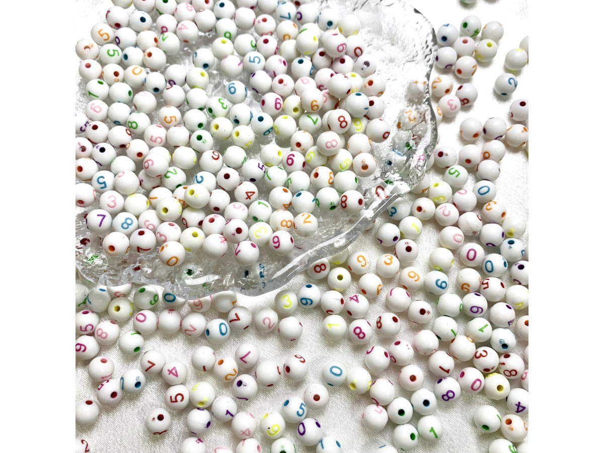 圆形白，彩色数字珠