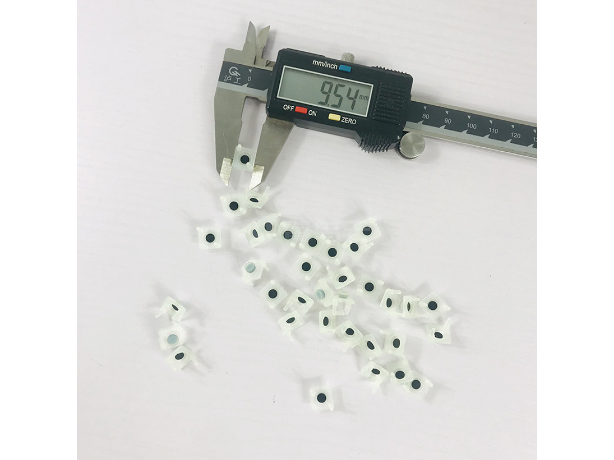 正方形透明硅胶按键导电单点硅胶淡绿色玩具配件