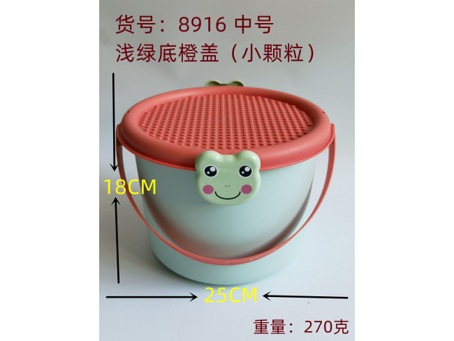 绿底橙色小颗粒盖收纳盒中