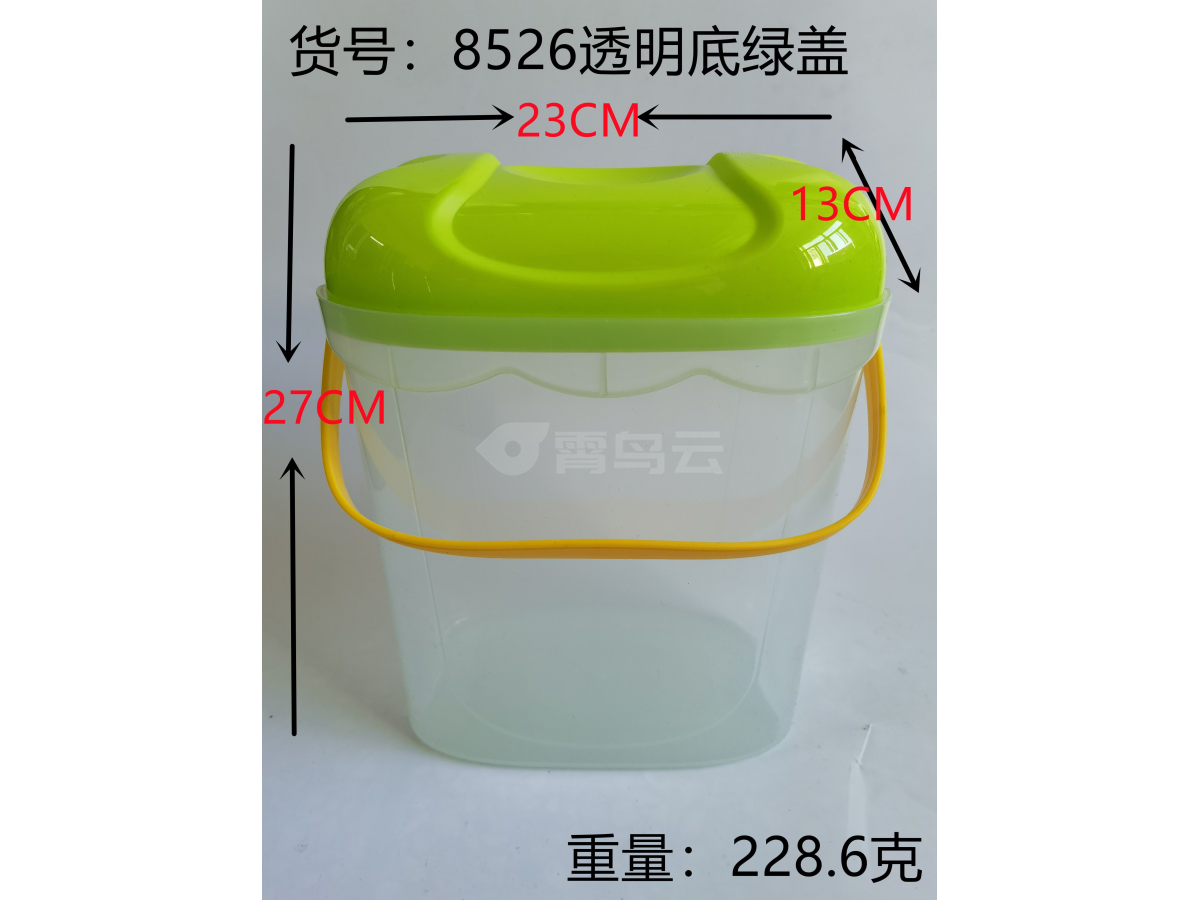 透明底绿盖收纳盒中