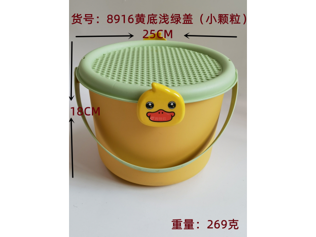 黄底绿色小颗粒盖收纳盒中