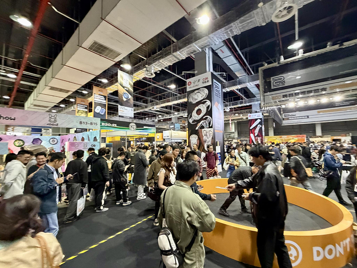 EDC潮流玩具展上海开幕，解压玩具成潮玩圈新宠