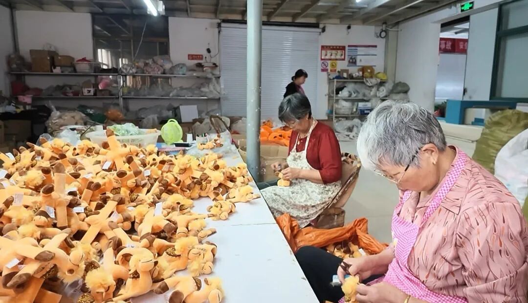 白驹镇毛绒玩具出口稳中有升，精准布局多元海外市场